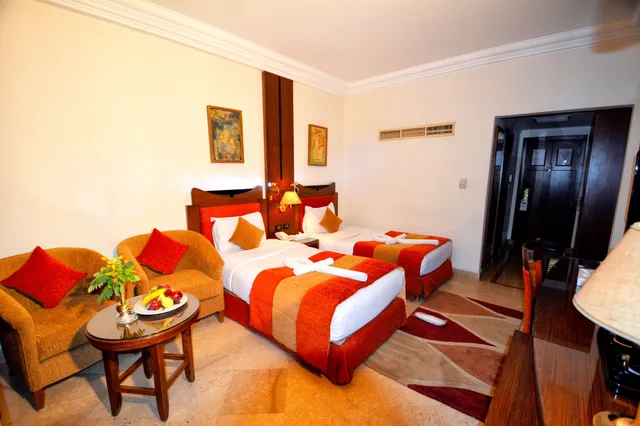 غرفة ديلوكس بسريرين منفصلين بإطلالة على النهر، Aracan Eatabe Luxor Hotel 4/8