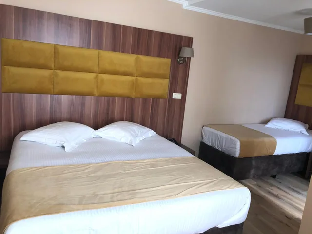 غرفة سوبيريور ثلاثية، Sun Hotel 7/10