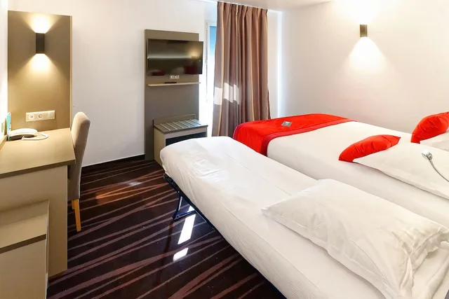 Hotel Akena Besancon، بيزنسون 16/35