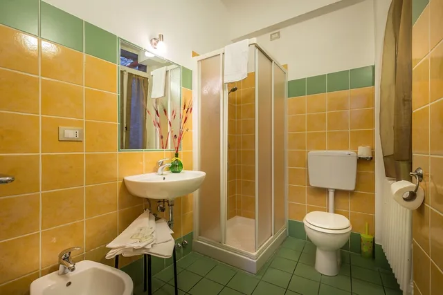 غرفة كلاسيكية بسرير مزدوج بإطلالة على المدينة، Hotel Ferretti 4/6