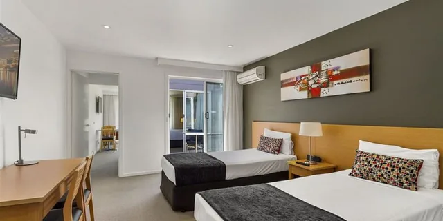 غرفة قياسية بسريرين منفصلين، Quality Inn & Suites Traralgon 3/6