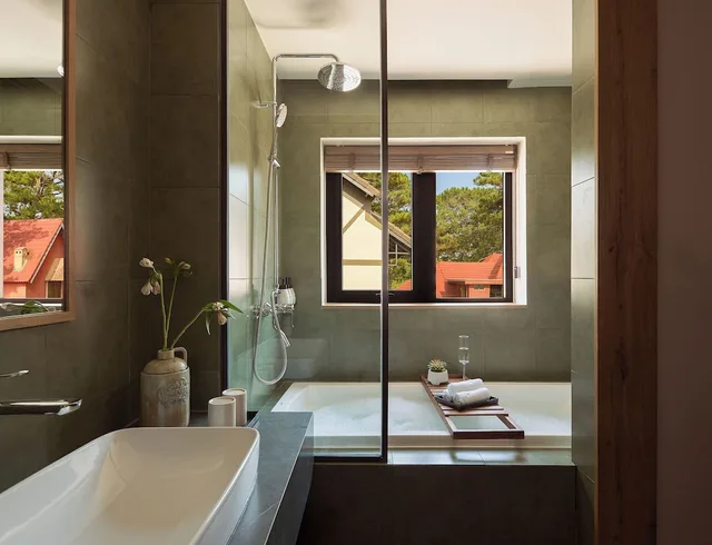 Suite, Signature by M Village The Valley Retreat, a brand of Modern Village Lifestyle 8/9