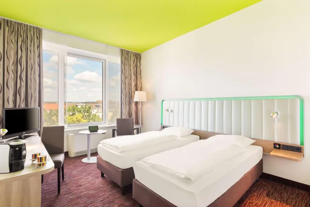 Superior, Twin Beds, High Floor, Best Western Plus Hotel Dresden City 4/9
