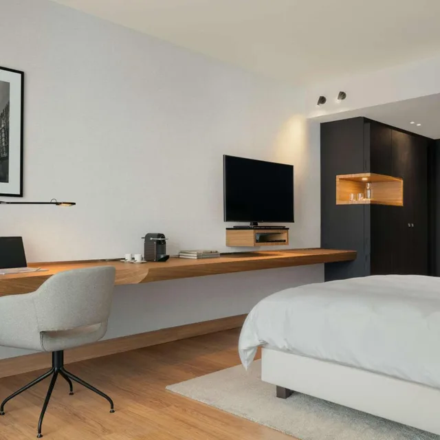 غرفة بريميوم بسرير مزدوج بإطلالة على الحديقة، Radisson Blu Hotel Cologne 9/10