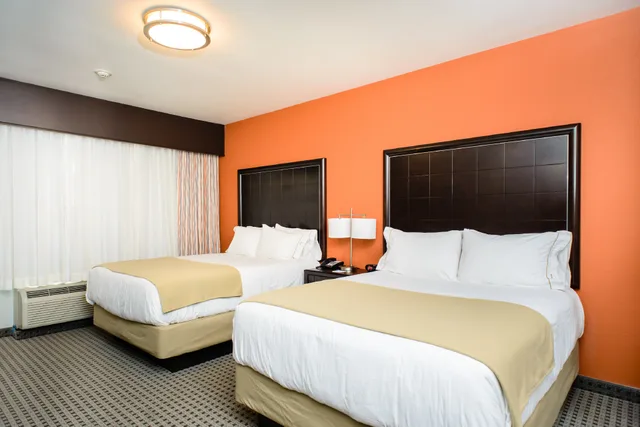 Deluxe, Suite, Accessible, Holiday Inn Express Suites Austin Nw Arboretum Area 1/2