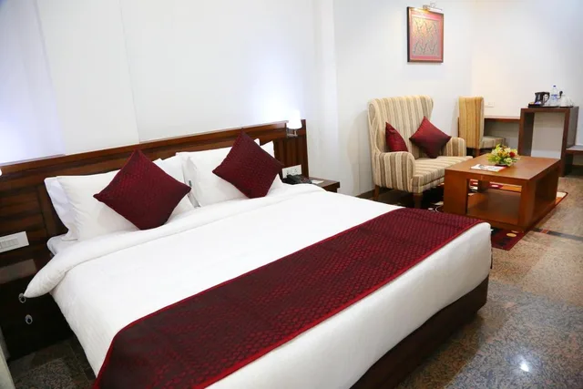 جناح جونيور بسرير فردي، Hotel Silk City 1/2