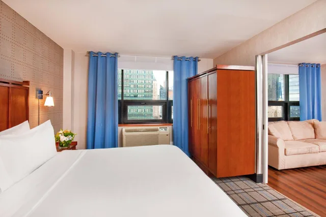 Suite, King Bed, Four Points by Sheraton Midtown Times Square 1/10
