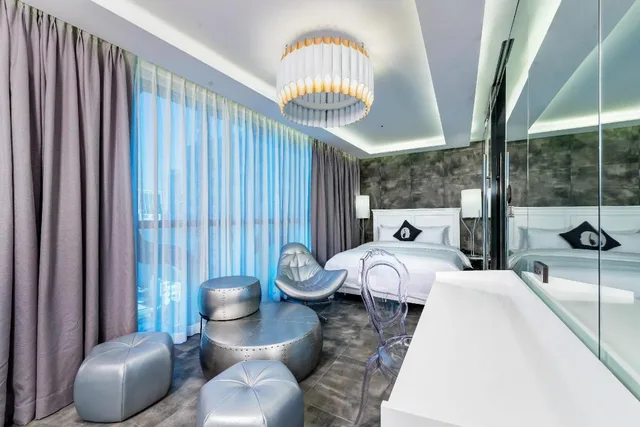 غرفة بريميوم بسرير كوين، HOTEL THE DESIGNERS DDP 4/4