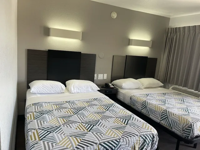 غرفة ديلوكس بسريرين مزدوجين للمدخنين، Motel6 Denton, TX - UNT 6/10
