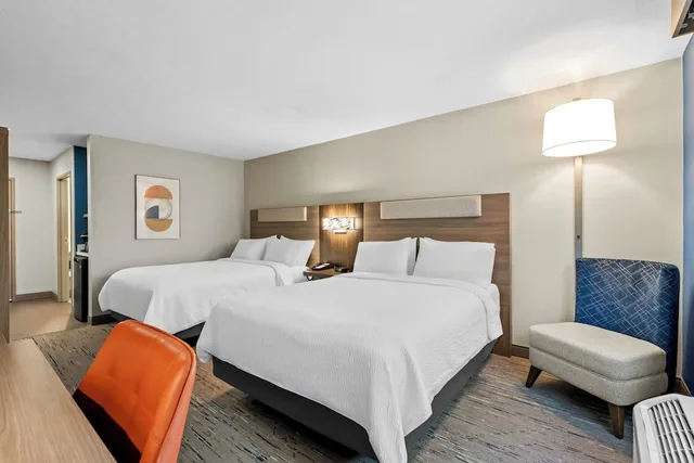 غرفة قياسية بسرير كوين، Holiday Inn Express Hotel Suites Ogden 4/9