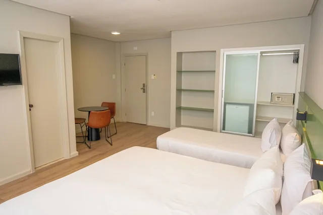 Plus, Standard, Triple, 1 Double and 1 Single Bed، Grande Hotel da Barra 1/3