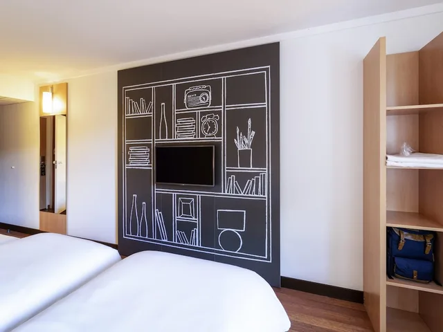 Classic, 3 Beds, Ibis Sarlat 4/8