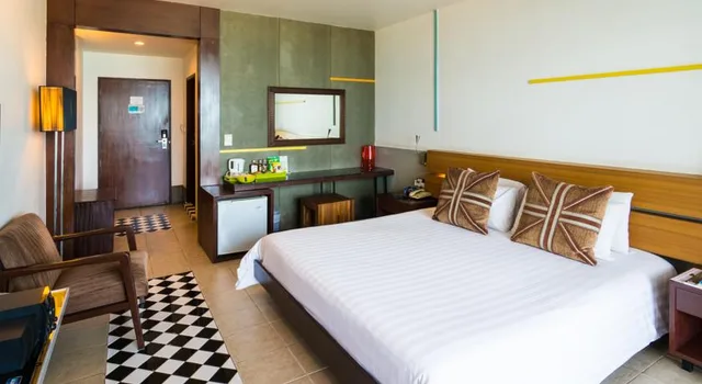 Deluxe, Double or Twin Bed, Sea View, Baboona Beachfront Living 2/3