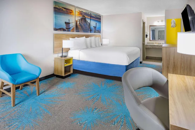غرفة بسرير كينج للمدخنين، Days Inn by Wyndham Barnwell 1/1