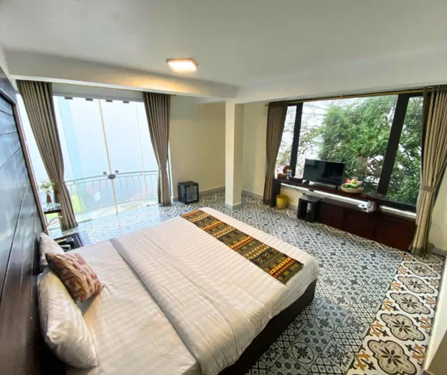 Senior, Double Bed, Panoramic City View, Balcony، Sapa Village Hotel 8/10