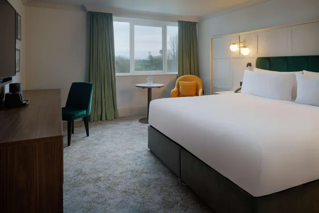 غرفة بسرير كينج، DoubleTree by Hilton Belfast Templepatrick Golf & Country Club 5/8