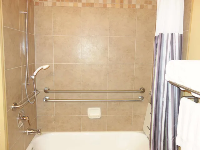 غرفة ديلوكس بسرير كينج، La Quinta Inn & Suites by Wyndham Eastland 4/4