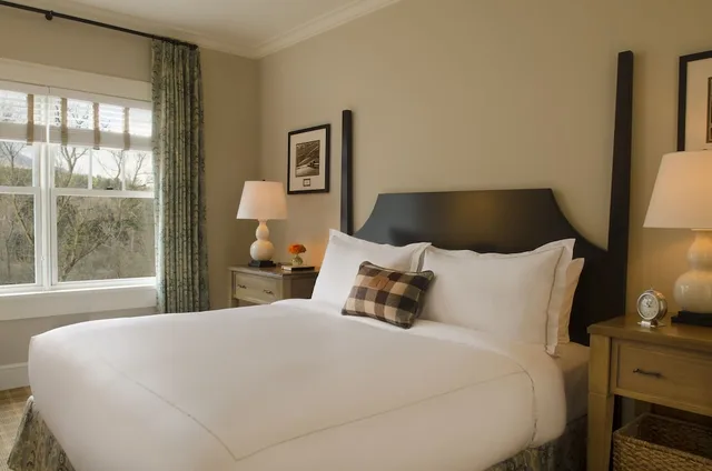 Essential, 2 Queen Beds, Kimpton Taconic Hotel 1/3