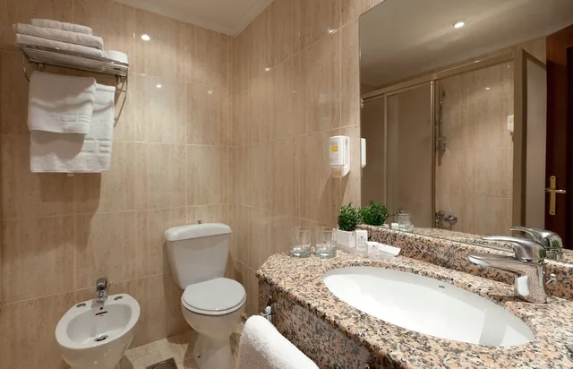 غرفة بسرير كوين، Spirit Hotel Ciudad de Burgos 6/7