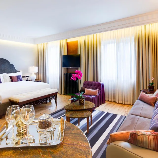 استوديو ديلوكس بإطلالة على المدينة بشرفة، Ravouna 1906 Suites - Special Class Adults Only 4/10