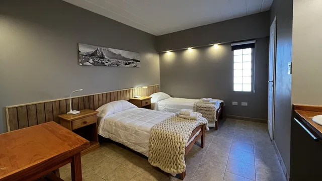 غرفة سوبيريور بسريرين منفصلين، Hotel Del Glaciar Libertador 2/6