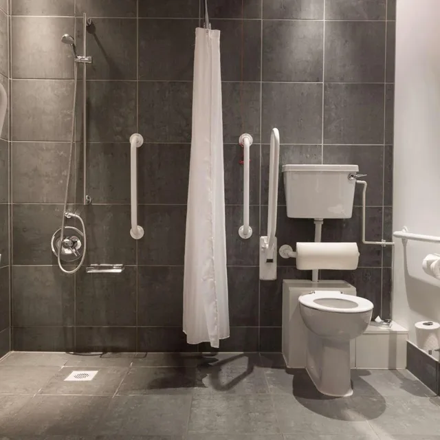 Superior, King Bed, PARK PLAZA CARDIFF 10/10