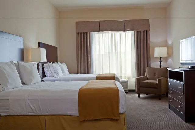 غرفة قياسية بسرير فردي، Holiday Inn Express Hotel And Suites Chicago Arpt Area West Ohare 2/3