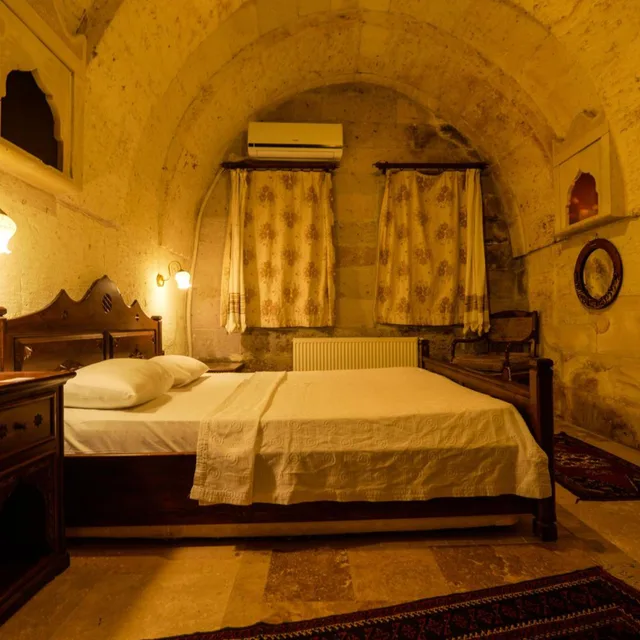 Arch, Suite، Vineyard Cave Hotel 1/10