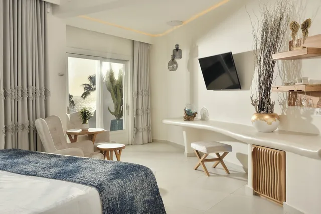 جناح حصري بإطلالة جزئية على البحر بمسبح خاص، Anax Resort and Spa 3/4