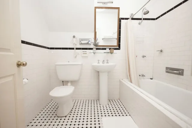 غرفة عائلية بسرير كوين وسرير فردي، LEURA HOUSE 1/1