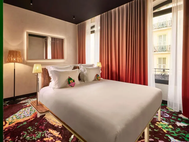 Mama, Medium, Double Bed، Mama Shelter Nice 2/3