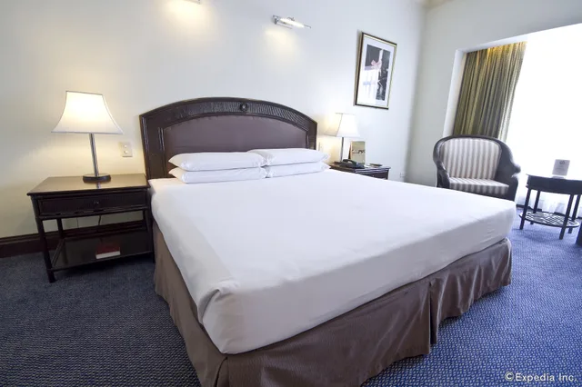 Superior, Waterfront Cebu City Hotel and Casino 6/10