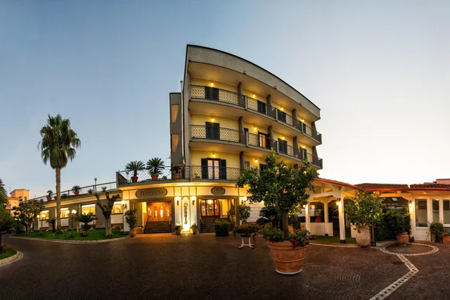 غرفة، HOTEL RISTORANTE DONATO 1/1