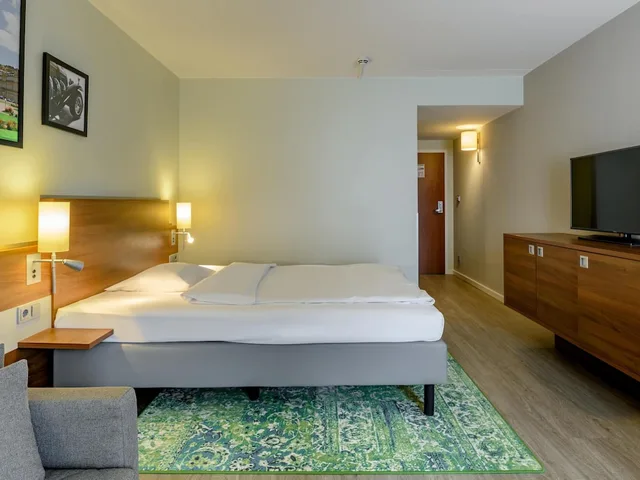 غرفة سوبيريور بسرير كوين مع أريكة، Mercure Hotel Stuttgart Sindelfingen an der Messe 4/6