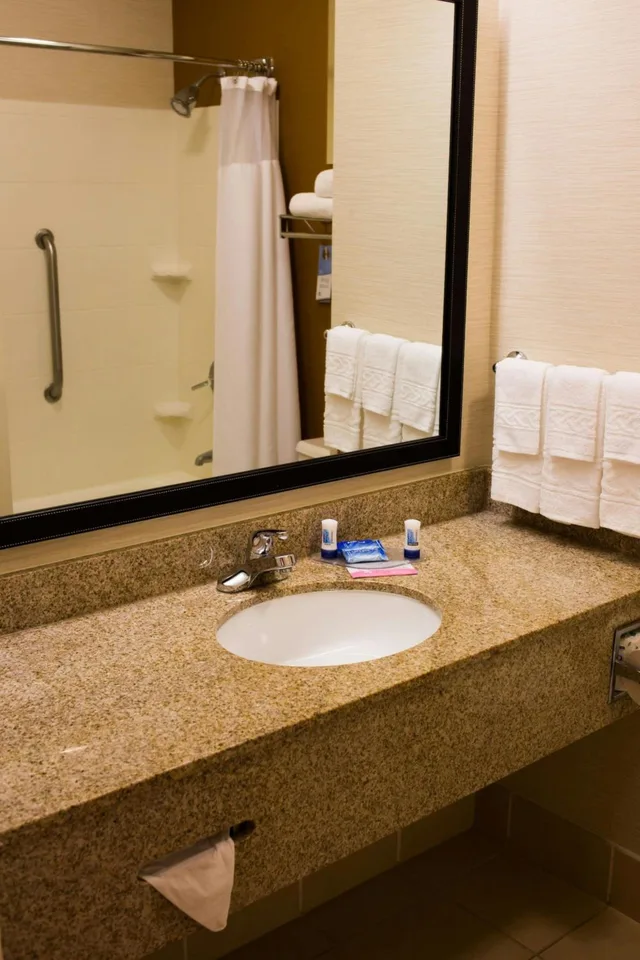 Room, 2 Queen Beds, Bathtub, Accessible, FAIRFIELD INN AND SUITES LUMBERTON 6/8
