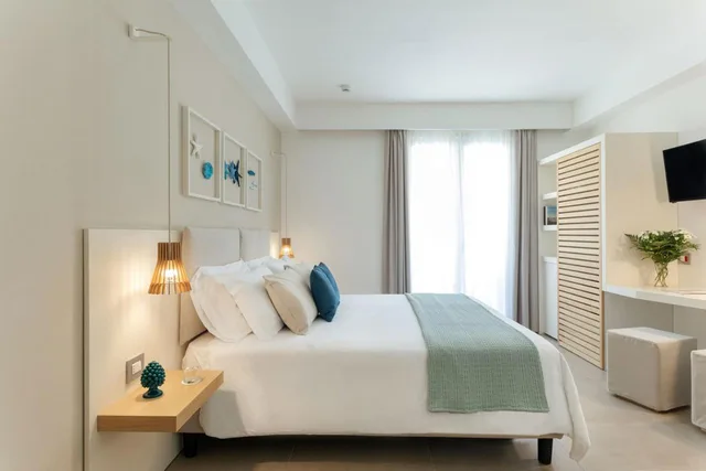 غرفة كلاسيكية رباعية، Albatros Beach Hotel 3/6
