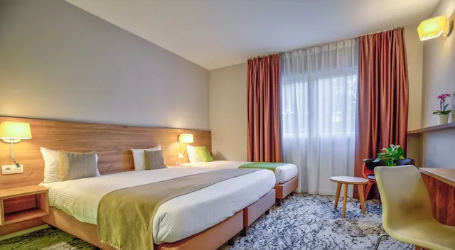 Room, Triple, 3 Beds, Utopia Hotel 1/4