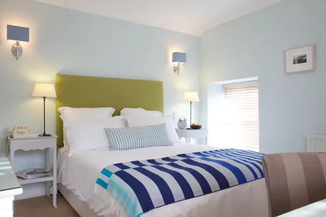 غرفة قياسية بسرير مزدوج، The Lugger Hotel 3/9