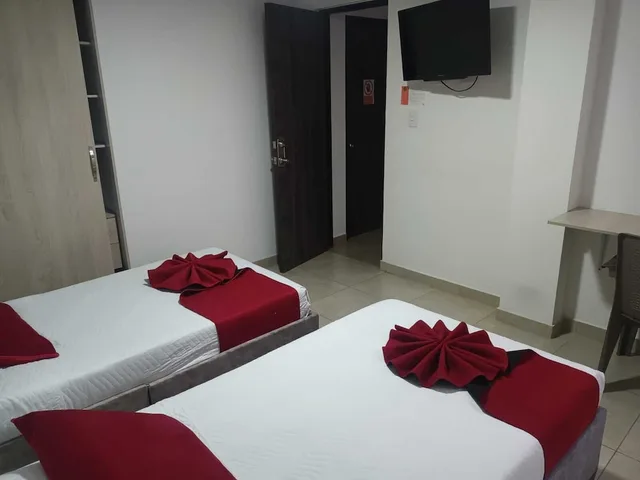 غرفة قياسية بسريرين منفصلين، Hotel Monarka 1/3