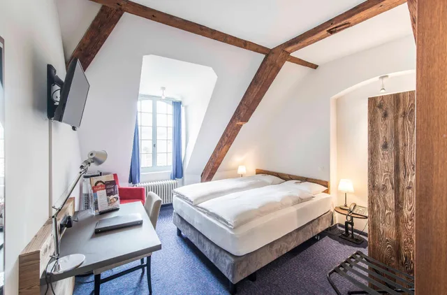 غرفة كلاسيكية بسرير مزدوج، Sorell Hotel Rueden 2/2