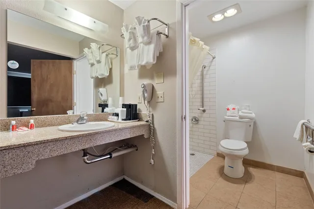 غرفة بسريرين كوين لذوي الإعاقة، Econo Lodge Cortez near Mesa Verde 5/9