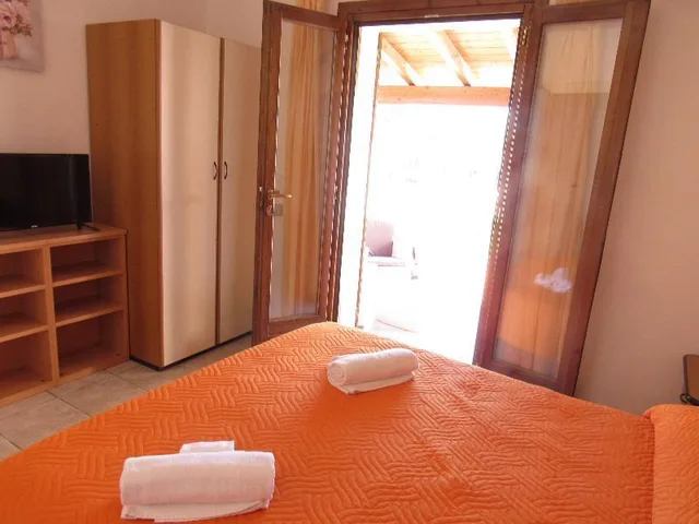 Classic, 2 Double Beds, Marina Manna Hotel Club Village 2/2