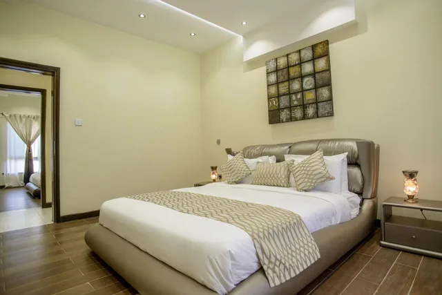 جناح سوبيريور، The Landmark Suites 3/10