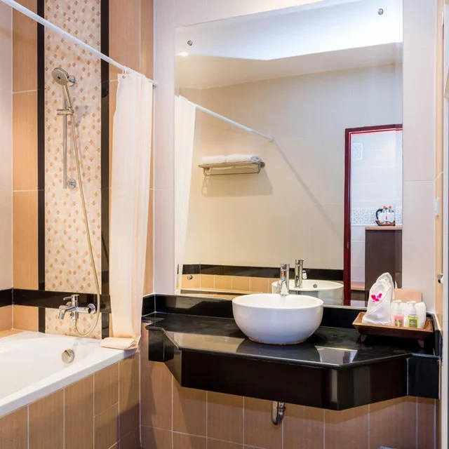 غرفة غراند ديلوكس بسرير مزدوج أو سريرين منفصلين بإطلالة على المسبح، Nipa Resort 7/9