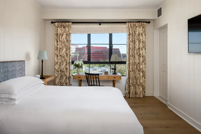 غرفة قياسية بسرير كوين، Hotel 850 SVB, West Hollywood, a Member of Design Hotels 2/2