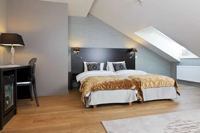 غرفة قياسية بسريرين منفصلين، Saga Hotel Oslo, WorldHotels Crafted 2/3
