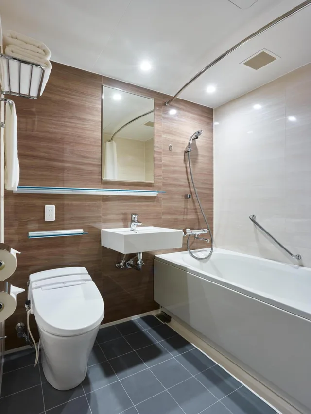 غرفة قياسية بسرير كينج وسرير كوين، Mitsui Garden Hotel Sapporo West 3/4