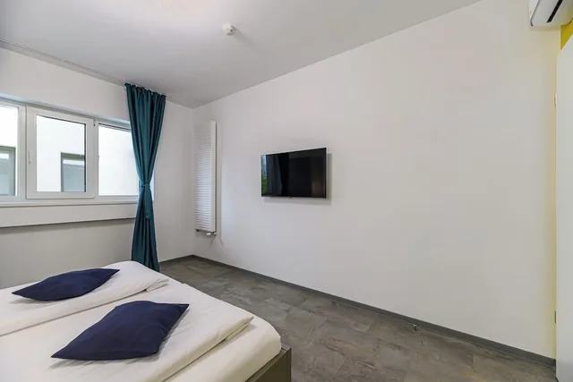 Business, Studio, Suite, Queen Bed, Sofa, Johann Strauss 4/8
