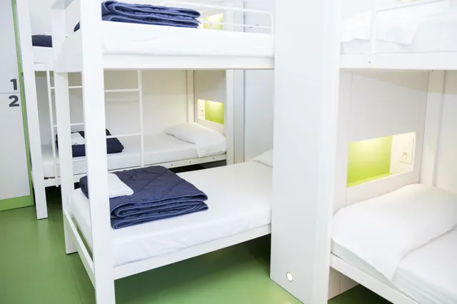 سكن مشترك مختلط قياسي بأسرّة بطابقين بحمام مشترك، Sant Jordi Hostel Gracia 2/3