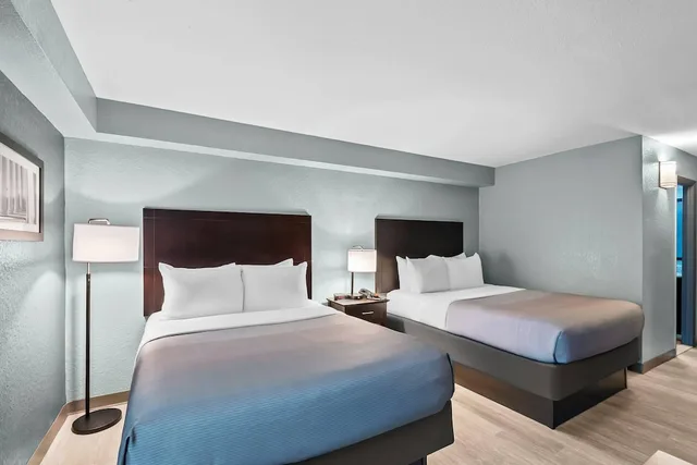 غرفة قياسية بسريرين كوين، Quality Inn near Potomac Mills 4/10